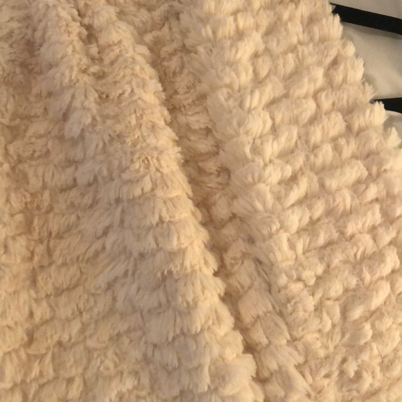 Scarf - Picture 6 of 6